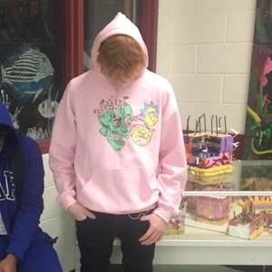 Meet your Posher, Logan